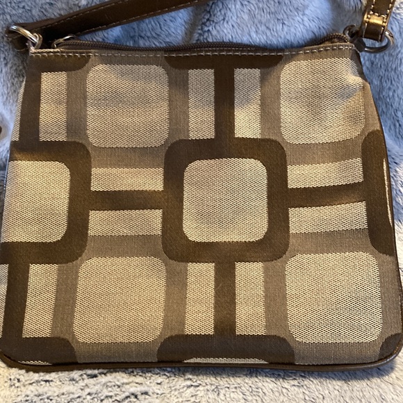 NINE WEST💫 Brown/Tan Crossbody Zipper Handbag - Picture 2 of 8